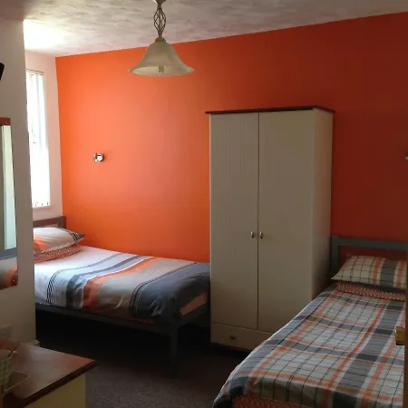 Westward Nocleg ze śniadaniem 4*